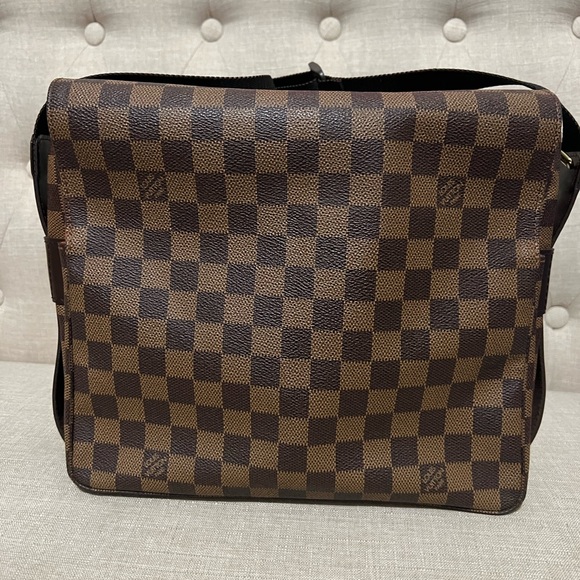 Used LV mens bag (good as new) only used twice.. - Picture 1 of 11